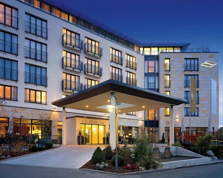 Hotel Vier Jahreszeiten Щарнберг Екстериор снимка