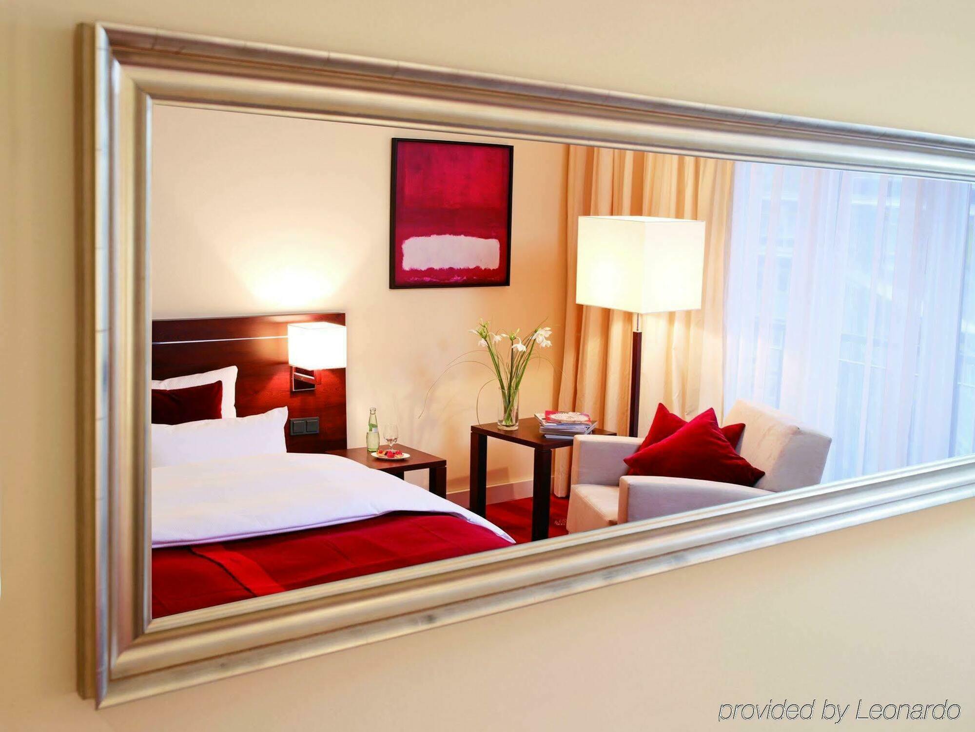Hotel Vier Jahreszeiten Щарнберг Стая снимка